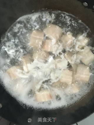 Braised Pork with Chestnut recipe