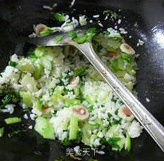 Fried Rice with Danbei Balls and Green Vegetables recipe
