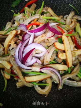 Stir-fried Tripe with Dried Tofu recipe