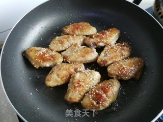 Pan-fried Chicken Wings recipe