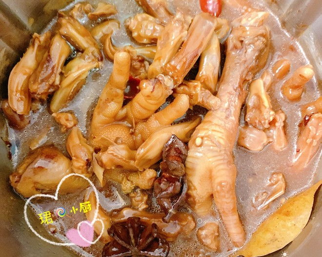 Xiaomei·spicy Braised Braised Duck Tongue and Chicken Feet Zhou Black Duck Version Can Marinate Everything recipe
