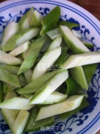 Sour and Spicy Gourd Chicken recipe