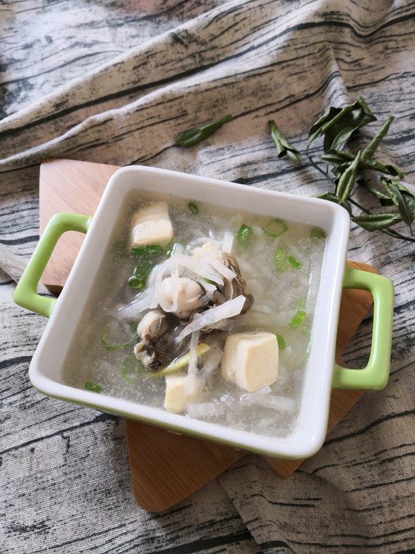 Oyster, Locust and Radish Tofu Soup recipe