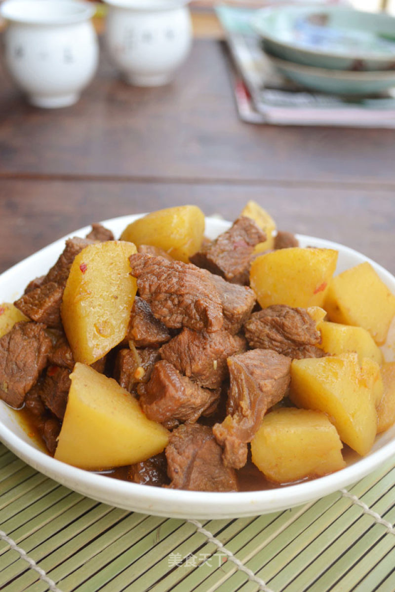 Roast Potatoes and Beef recipe