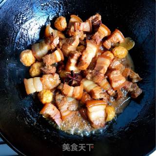 Braised Pork with Tiger Skin Egg recipe