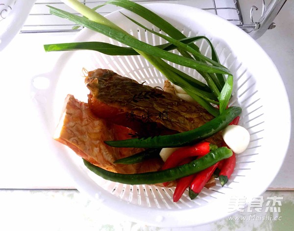 Stir-fried Cured Fish recipe