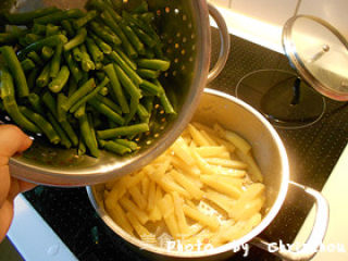 Sword Bean and Potato Chips---vegetarian Hot Stir-fry recipe