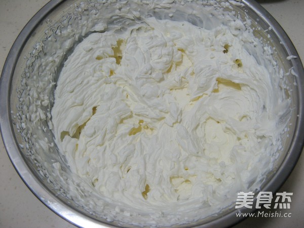 Matcha Cream Layer Cake Roll recipe
