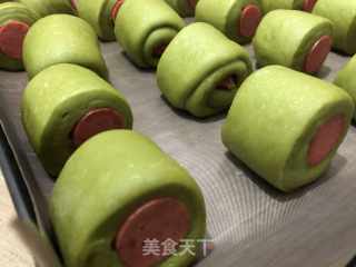 Matcha Hot Dog Sausage Bread recipe