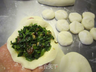 Parsley Stuffed Pork Buns recipe