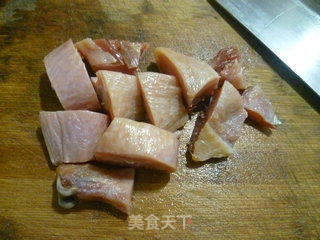 Cured Chicken Drumsticks Boiled with Taro recipe