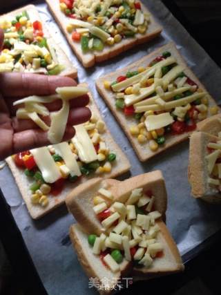 Fancy Toast Pizza recipe