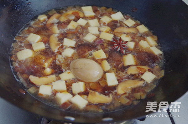 Braised Pork Rice with Chicken Breast recipe