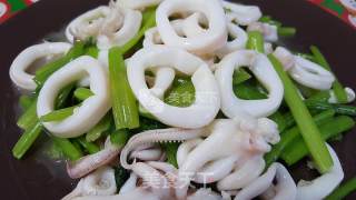 Fried Squid with Celery recipe