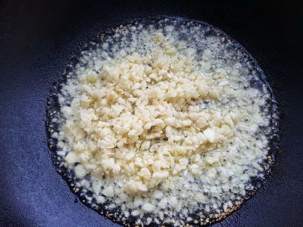 Scallops with Garlic Vermicelli recipe