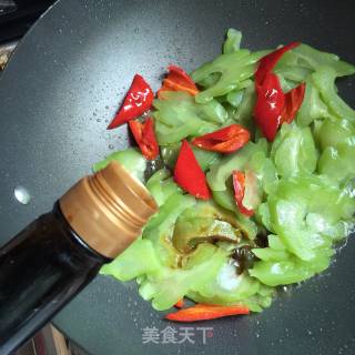 Stir-fried Beef with Bitter Melon recipe