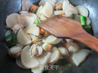 Stir-fried Radish with Scallop Meat recipe