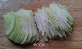 The Taste of Summer-hot and Sour Cabbage recipe