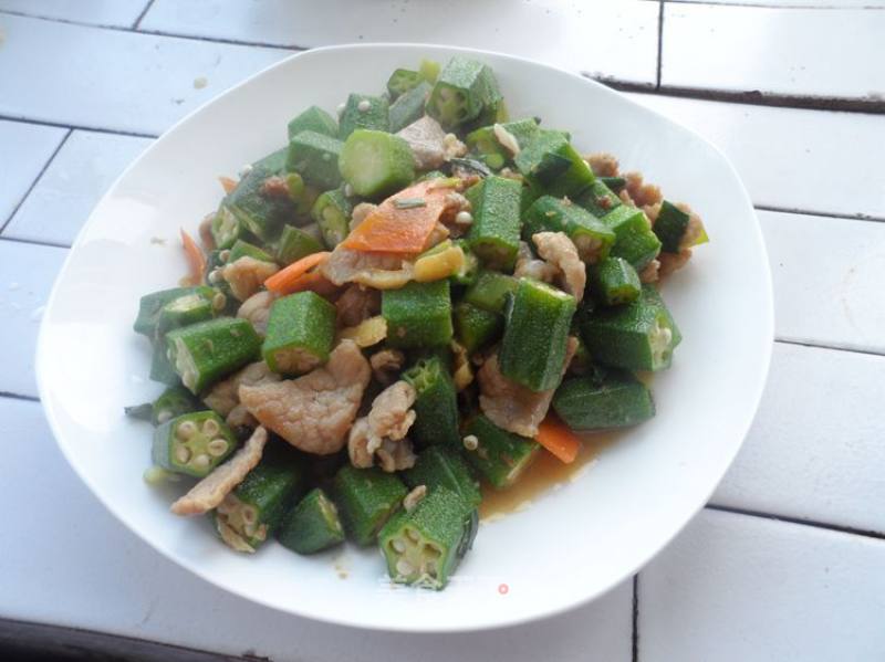 Good Ingredients for Nourishing Kidney-fried Pork with Okra recipe