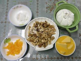 #aca烤明星大赛# Carrot Cheese Walnut Cake recipe