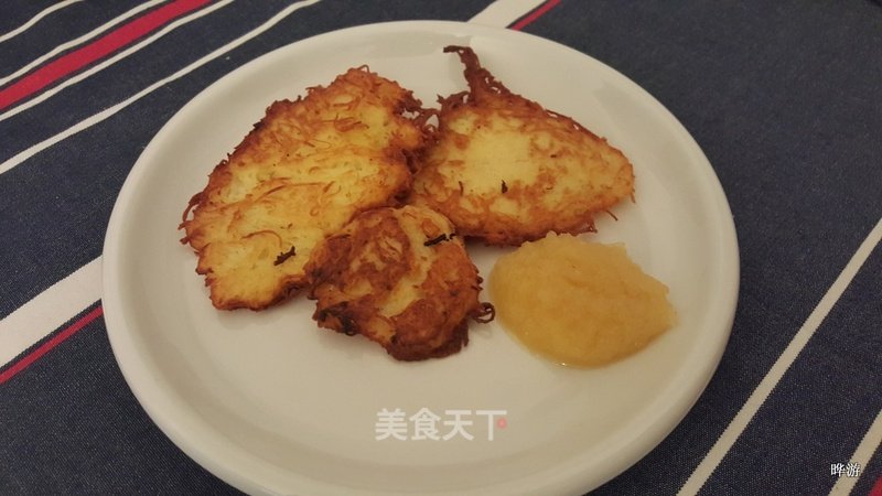 Potato Pie with Apple Puree recipe