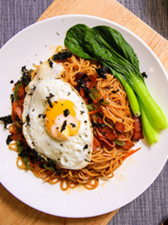 June Fresh Soy Sauce Fried Noodles recipe