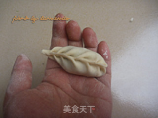 Shepherd's Purse Steamed Dumplings recipe