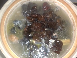 Cordyceps Black Chicken Soup recipe