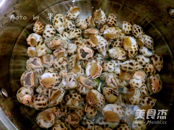 Boiled Flower Snail recipe