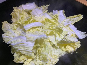 Cabbage with Minced Meat and Milk recipe