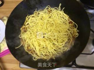 Braised Noodles with Tomatoes and Mushrooms recipe