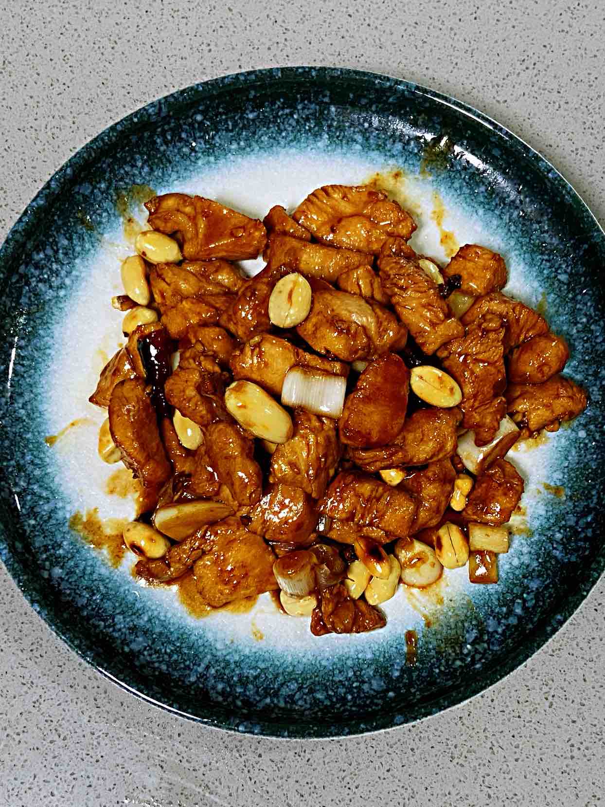 [recipe for Pregnant Women] Gongbao Chicken, Sweet and Sour, Tender and Slippery