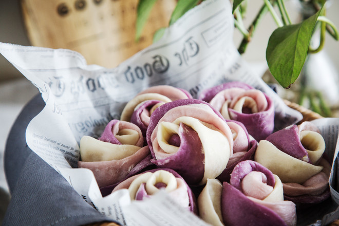 Purple Sweet Potato and Rose Bun recipe