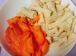 ㊙vegetarian·rice Killer❗simple and Delicious: Fried Yuba with Mushrooms and Carrots recipe