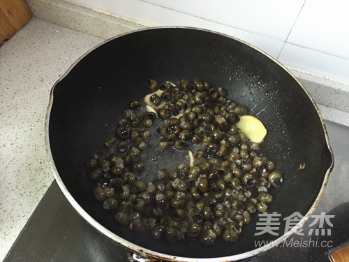 Sauce Braised Snails recipe