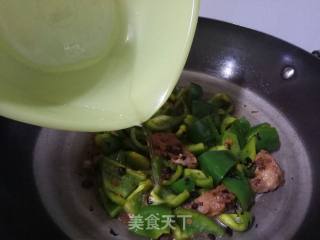 Stir-fried Pork Ribs with Tempeh and Green Peppers recipe