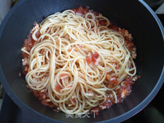 Spaghetti with Tomato Minced Meat recipe