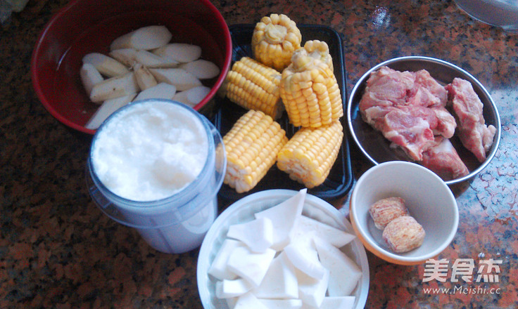 Coconut Corn and Bone Soup recipe