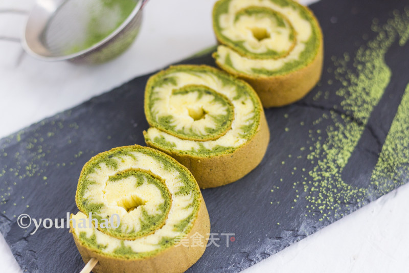 Matcha Whirlwind Cake Roll recipe