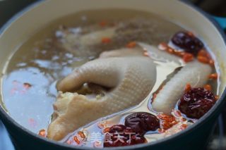 Autumn Replenishing Qi Soup----astragalus Chicken Soup recipe