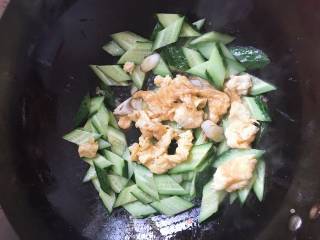 Scrambled Eggs with Cucumber recipe