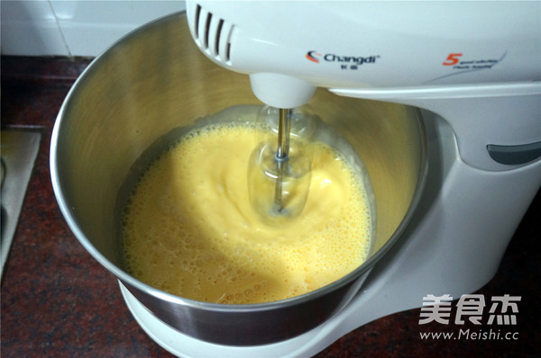 Low-sugar and Oil-free Yogurt Cake recipe