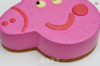 Piglet Peppa Mousse Cake recipe