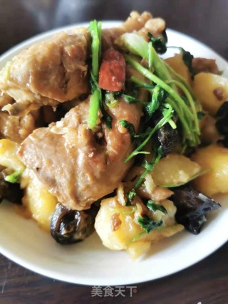 Braised Chicken with Black Fungus recipe