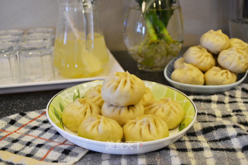 Carob Buns with Minced Pork-the Magical Effect of Lard Residue recipe