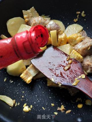 Roasted Pork Ribs with Corn and Potatoes recipe