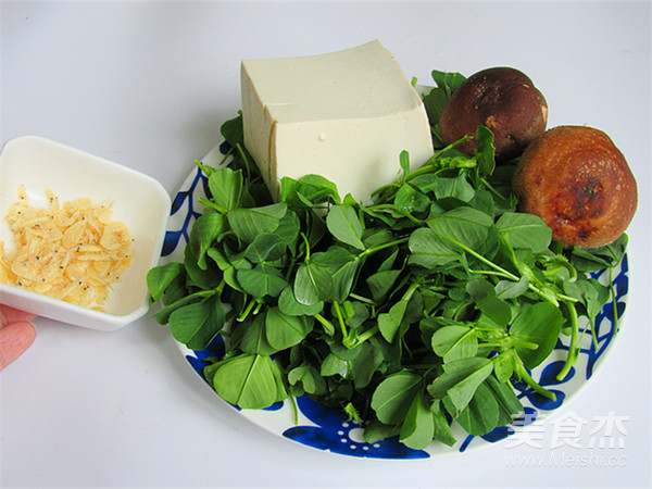 Wild Vegetable Tofu Soup recipe