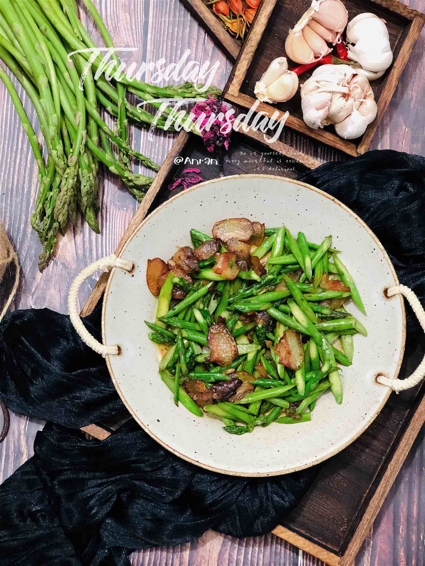 Stir-fried Bacon with Asparagus recipe