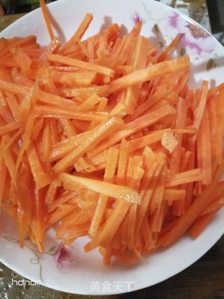 Garlic Shredded Carrot recipe
