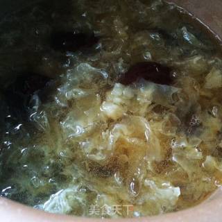 Red Date and Tremella Soup recipe